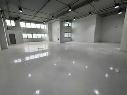 Carros Centre (D25), Factory #588638471